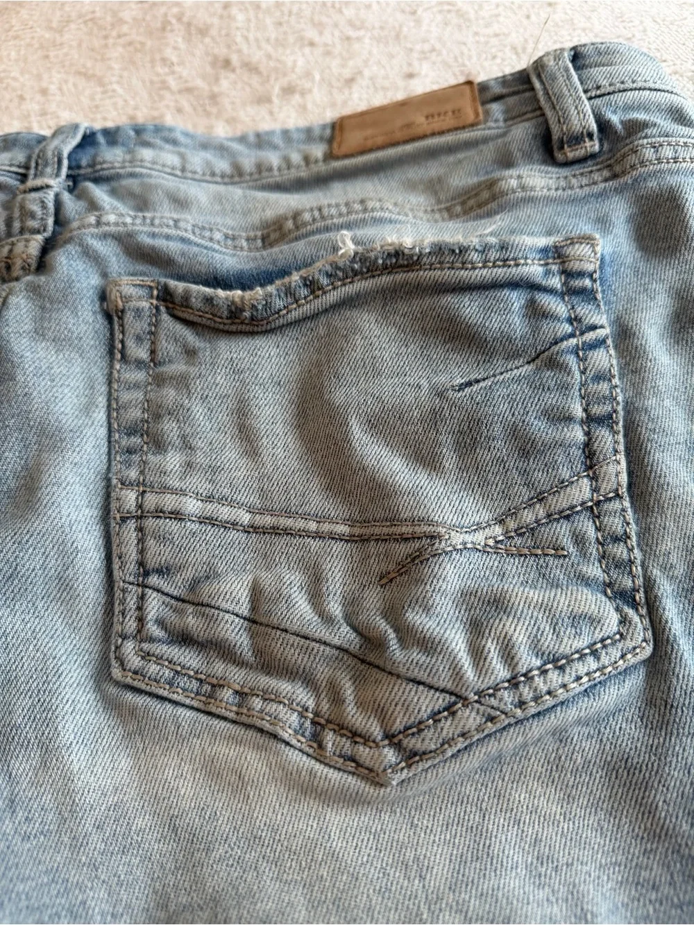 BUCKLE BKE Payton Shorts-  Light Blue Denim - Women’s SIZE 30 - Picture 5 of 6